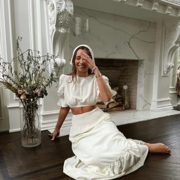 WeWoreWhat Cropped Poplin Top Size Medium, M, Ivory - Picture 5 of 8